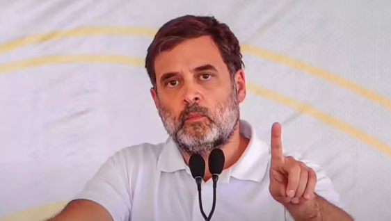  “പെല്ലറ്റ് ഗൺ ഉപയോഗിച്ചത് ആരുടെ നിർദേശപ്രകാരമാണ്?” – അമിത് ഷായ്ക്കെതിരെ രാഹുൽ ഗാന്ധി