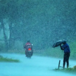 തുലാഭാര വഴിപാടിനിടെ ത്രാസ് പൊട്ടിവീണു; വി. മുരളീധരൻ എംഎൽഎയ്ക്ക് പരുക്ക്