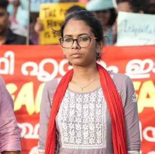 ഐഷി ഘോഷിന്റെ ജാമ്യമില്ലാ വാറന്റ് റദ്ദാക്കി ഡൽഹി കോടതി