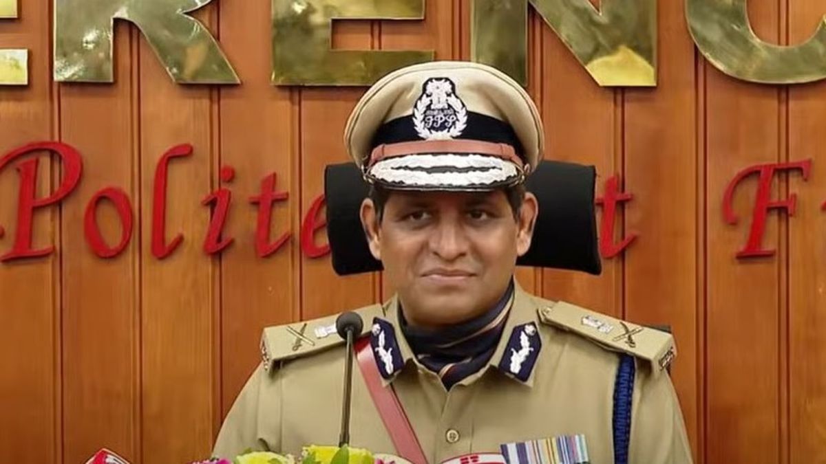 ആലപ്പുഴ ‘രക്ഷാപ്രവർത്തനം’: എസ്‌ഐടി റിപ്പോർട്ട് മടക്കി ഡിജിപി; അജിത് കുമാറിനെതിരായ കേസിൽ തുടരന്വേഷണം