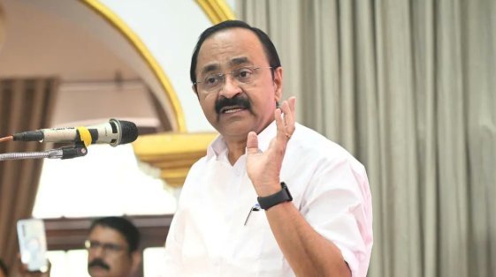 പ്രളയബാധിതരെ നേരിൽ കാണാൻ മുഖ്യമന്ത്രി പത്തനംതിട്ടയിൽ