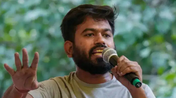 അവിശ്വാസം നേരിടാൻ ‘ജന്തര്‍ മന്തര്‍ സീസണ്‍ 2’: സൂചന നൽകി കോക്രോച്ച് ജനത പാർട്ടി സ്ഥാപകൻ അഭിജീത് ദീപ്‌കെ