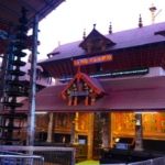  പ്രളയ ദുരിതാശ്വാസ പ്രവര്‍ത്തനങ്ങള്‍ക്കിടെ വാഹനാപകടം; ആറന്മുള MLA അബിൻ വർക്കിക്ക് പരിക്ക്
