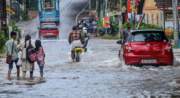 മഴക്കെടുതി രൂക്ഷം: 7 ജില്ലകളിൽ ഓറഞ്ച് അലർട്ട്