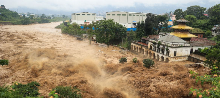നേപ്പാളിൽ മിന്നൽ പ്രളയം: മരണം 160 കവിഞ്ഞു; കാണാതായവരിൽ 134 ഇന്ത്യക്കാരും