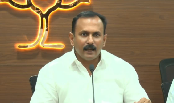 മുഖ്യമന്ത്രി വി ഡി സതീശന്റെയും പ്രമുഖരുടെയും പേര് ശശിധരൻ കർത്തയുടെ ഡയറിയിൽ: രേഖകൾ പുറത്തുവിട്ട് ഷോൺ ജോർജ്
