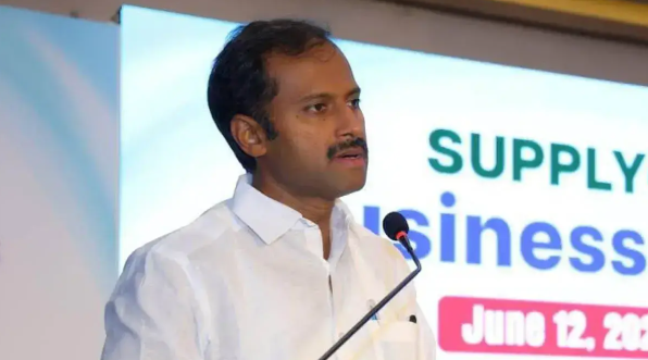  തിയേറ്റർ കൊള്ളയ്‌ക്കെതിരെ കളക്ടർമാർ നേരിട്ടിറങ്ങും: പരാതിക്കാരായി സപ്ലൈ ഓഫീസർമാർ, വിട്ടുവീഴ്ചയില്ലെന്ന് മന്ത്രി അനൂപ് ജേക്കബ്
