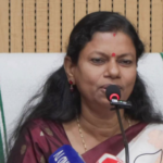 കരൂരിൽ പട്ടയത്തിന് ‘മീൻകറി’ കൈക്കൂലി വാങ്ങി വില്ലേജ് ഓഫീസർ സസ്പെൻഷനിൽ