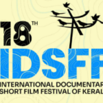  വടകര പൊലീസ് സ്റ്റേഷന് മുന്നിൽ എംഡിഎംഎ കേസ് പ്രതി കീർത്തനയ്ക്ക് കുത്തേറ്റു