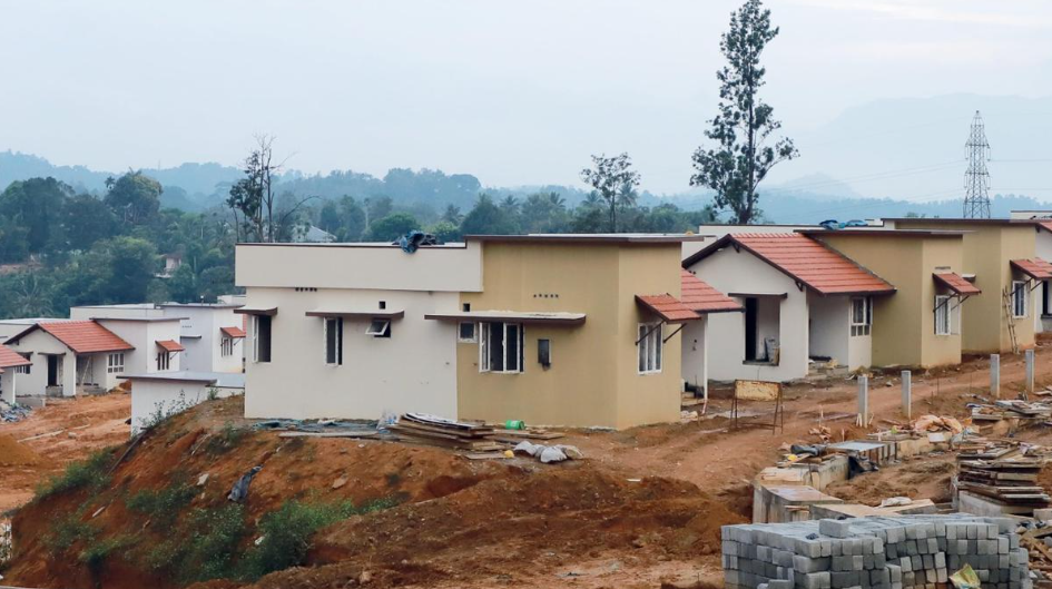 മുണ്ടക്കൈ-ചൂരൽമല ദുരന്തബാധിതർക്ക് ആശ്വാസം: കൽപ്പറ്റ ടൗൺഷിപ്പിലെ രണ്ടാംഘട്ട വീടുകളുടെ നറുക്കെടുപ്പ് ഒക്ടോബർ 31-ന്