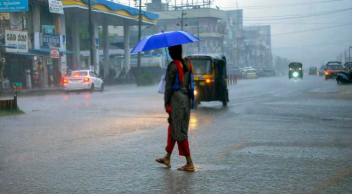 കേരളത്തിൽ അതിതീവ്ര മഴ മുന്നറിയിപ്പ്: 4 ജില്ലകളിൽ ഓറഞ്ച് അലർട്ട് പ്രഖ്യാപിച്ചു