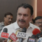 പിഎം ശ്രീ പദ്ധതി: തൽക്കാലം മുന്നോട്ടുപോകേണ്ടെന്ന് വിദ്യാഭ്യാസ വകുപ്പ്; മുഖ്യമന്ത്രിയും മന്ത്രിയും തമ്മിൽ ആശയവിനിമയം നടത്തി