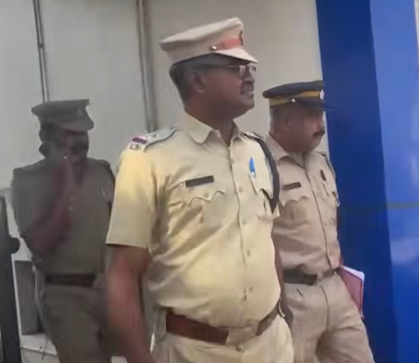 ഇഡി ഉദ്യോഗസ്ഥരെ ആക്രമിച്ച കേസ്: വിവരശേഖരണത്തിനായി മ്യൂസിയം പോലീസ് കൊച്ചിയിൽ